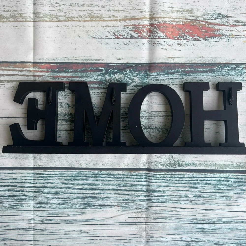 Black HOME Standing Decor with clips for Photos or Notes
